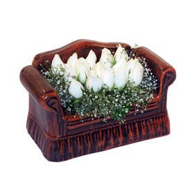 seramik i�erisinde 11 g�l Ankara Ke�i�ren Forum Outlet AVM �i�ek�i �i�ek sipari�i