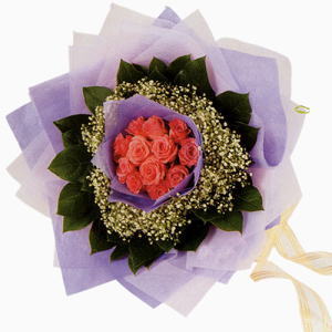 12 adet g�l ve elyaflardan  Ankara �ankaya Panora AVM �i�ek�i ma�azas�