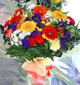 Ankara Ke�i�ren Forum Outlet AVM �i�ek�i �i�ek sipari�i karma b�y�k ve g�sterisli mevsim demeti