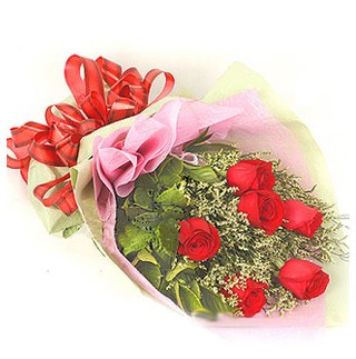 Ankara �ankaya K�z�lay Al��veri� Merkezi AVM �i�ek �i�ek�i , �i�ek�ilik  6 adet k�rm�z� g�lden buket