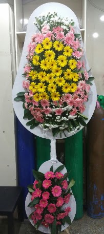 Ankara Etlik Antares Al��veri� merkezi AVM �i�ek yolla D���n Nikah A��l�� �i�ek Modelleri Ankara �ankaya Taurus AVM �i�ek�iler �i�ek sat���