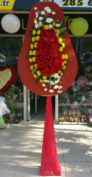 Ankara �ankaya Taurus AVM �i�ek�iler �i�ek sat��� D���n nikah a��l�� �i�e�i modeli