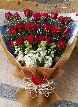 Ni�an s�z k�z isteme buketi �i�e�i Ankara �ankaya Taurus AVM �i�ek�iler �i�ek sat���