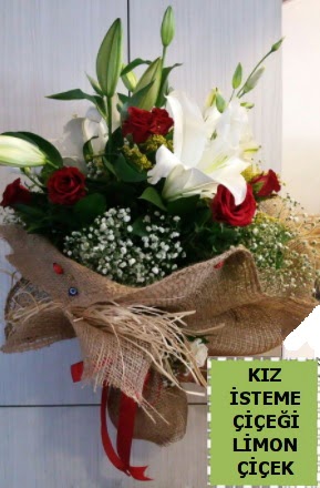 3 dal kazablanka 13 adet k�rm�z� g�l Ankara FTZ Al��veri� merkezi AVM �i�ek�iler �i�ek g�nder