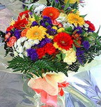 Ankara Ke�i�ren Forum Outlet AVM �i�ek�i �i�ek sipari�i karma b�y�k ve g�sterisli mevsim demeti