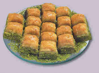 pasta tatli satisi essiz lezzette 1 kilo fistikli baklava Ankara �ankaya Kentpark Al��veri� Merkezi AVM �i�ek�iler