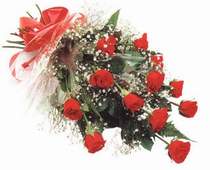 Ankara �ankaya K�z�lay Al��veri� Merkezi AVM �i�ek �i�ek�i , �i�ek�ilik  12 adet kirmizi g�l seffaf