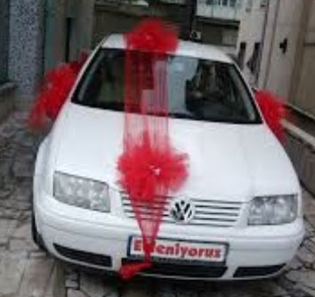 Ankara �ankaya Karum i� ve al��veri� merkezi AVM ucuz �i�ek g�nder �i�eksiz gelin arabas� s�slemesi