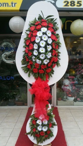 Yapay gerbera �i�eklerinden �ift katl� �i�ek Ankara �ankaya Ankamall AVM �i�ek�i telefonlar�